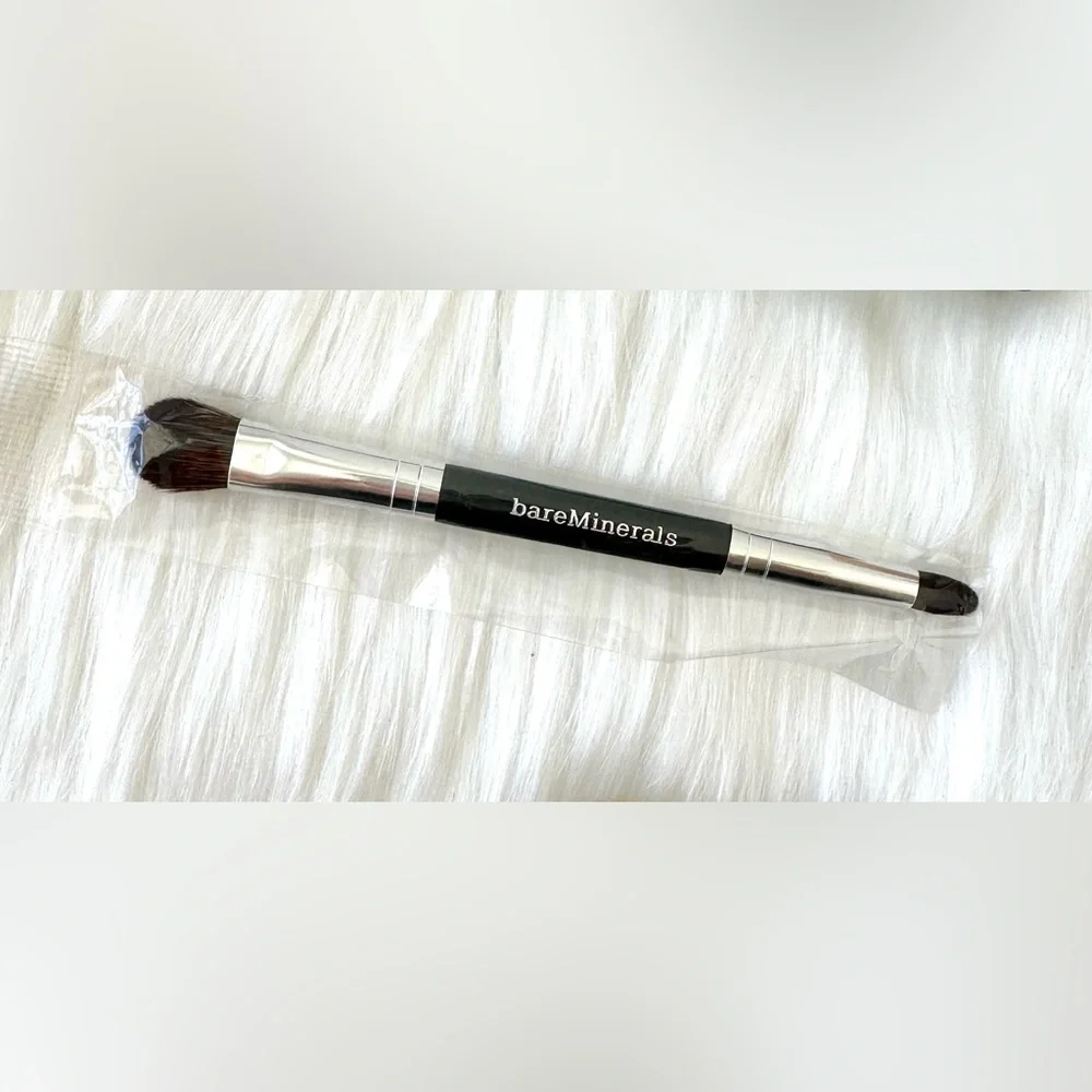 RARE BAREMINERALS BRUSH